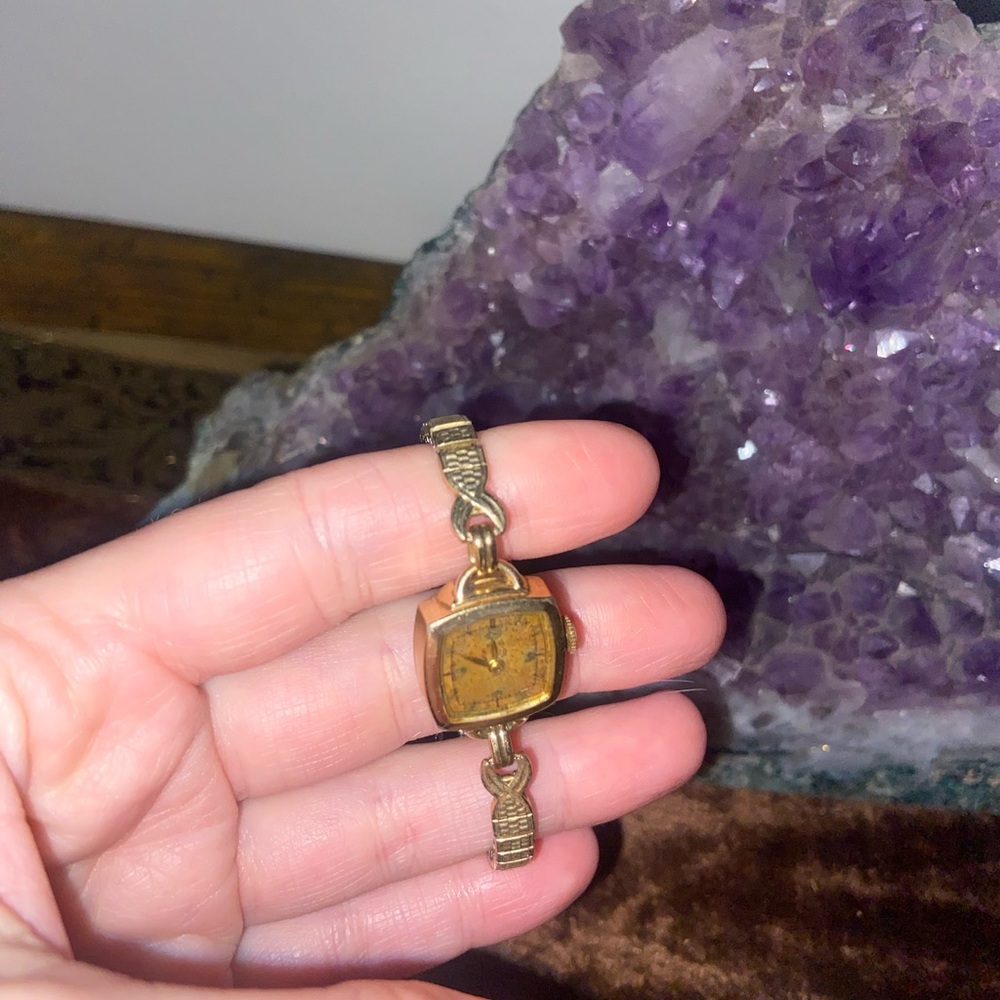 Antique 1920s art deco Gold filled Watch Petite